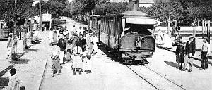1053- L'Arba - l'arrivee du train2